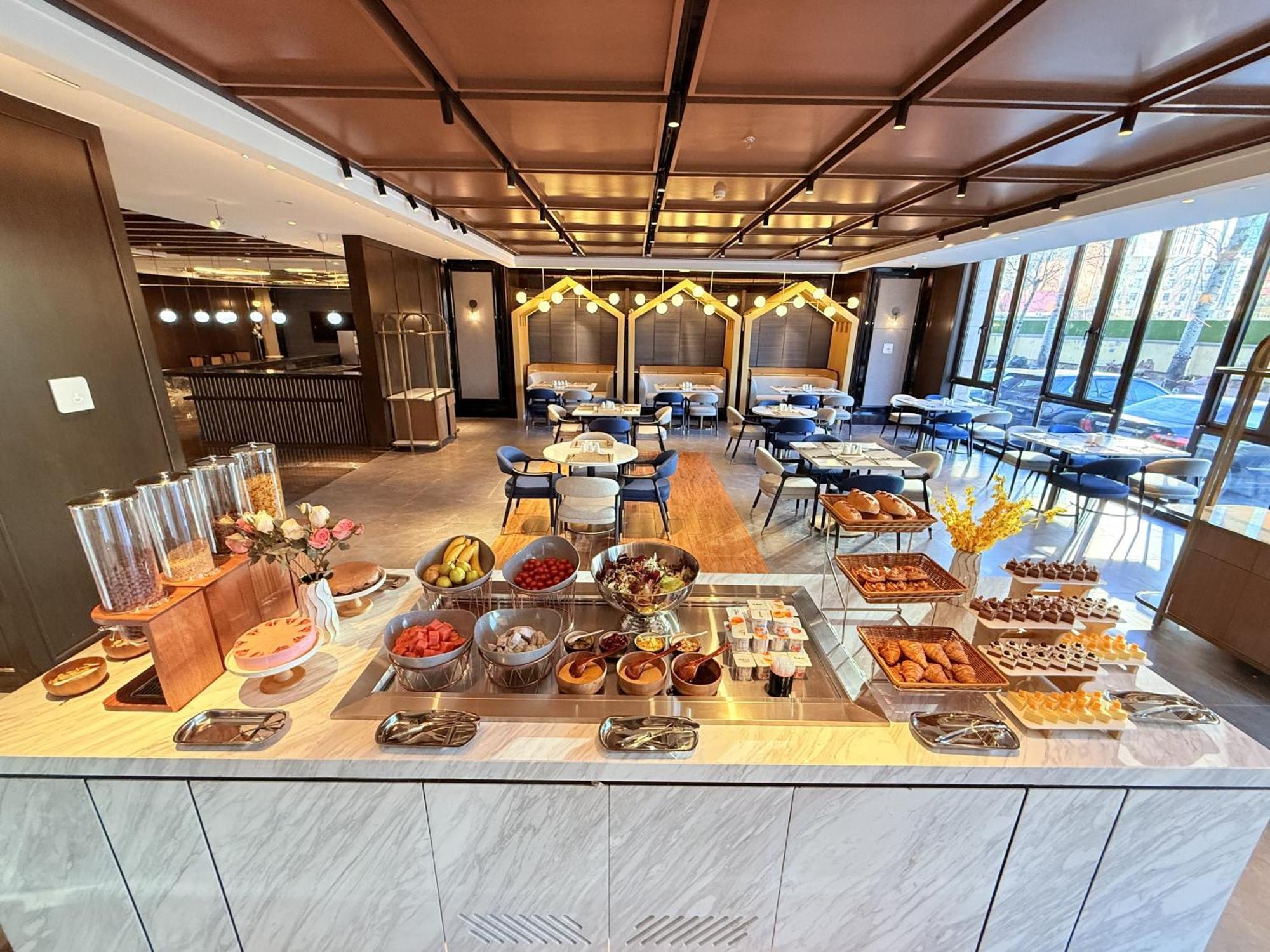 Hilton Garden Inn Beijing Guomao 외부 사진