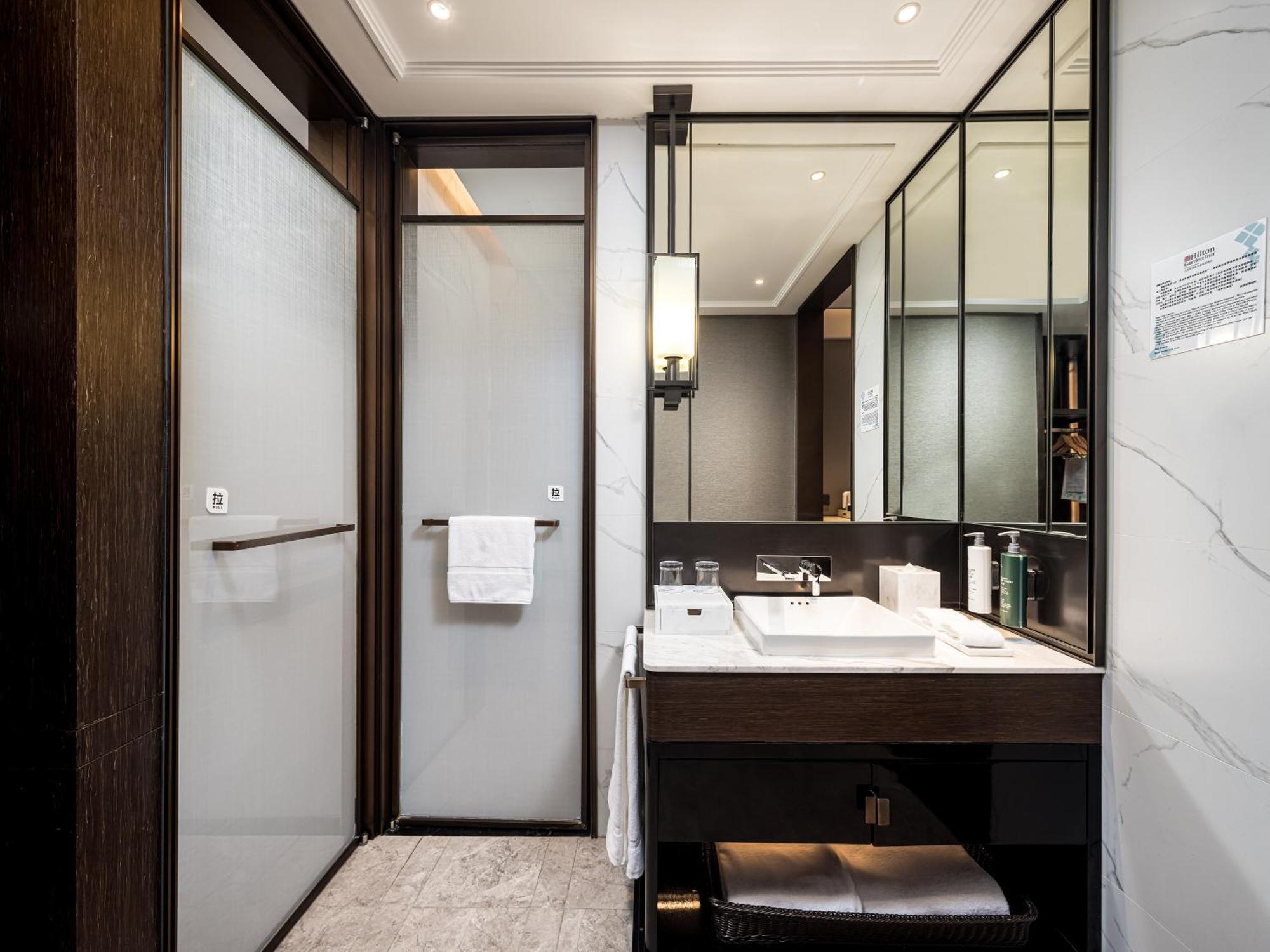 Hilton Garden Inn Beijing Guomao 외부 사진